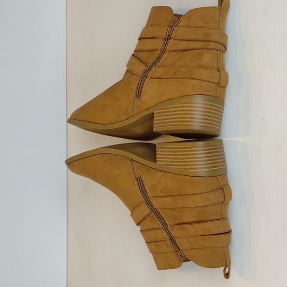 Sun + Stone Saandis Tan Slender Buckle Straps Block Heel Inner Ankle Zip Booties - Picture 9 of 15